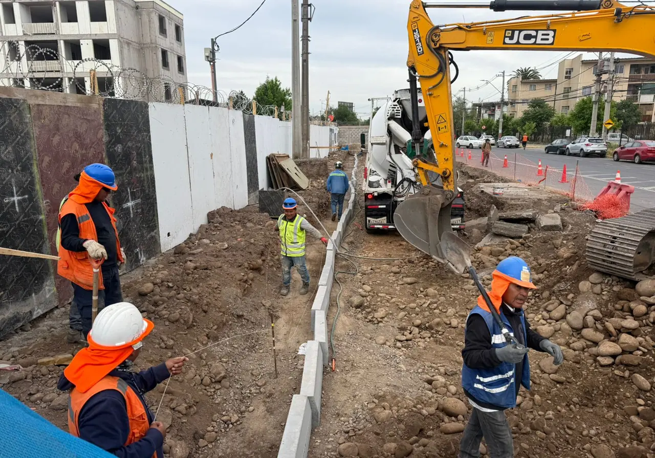 Equipo trabajando en Jardines de San Bernardo 2